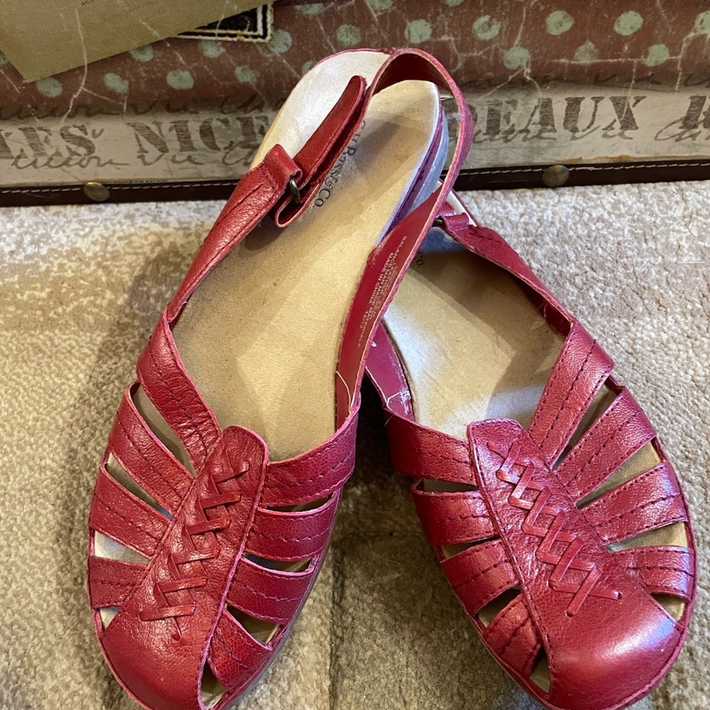 Bass Red Women's Sandals